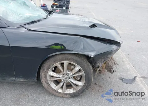 2021 Dodge Challenger Sxt Awd from USA, damaged, VIN 2C3CDZGGXMH539370